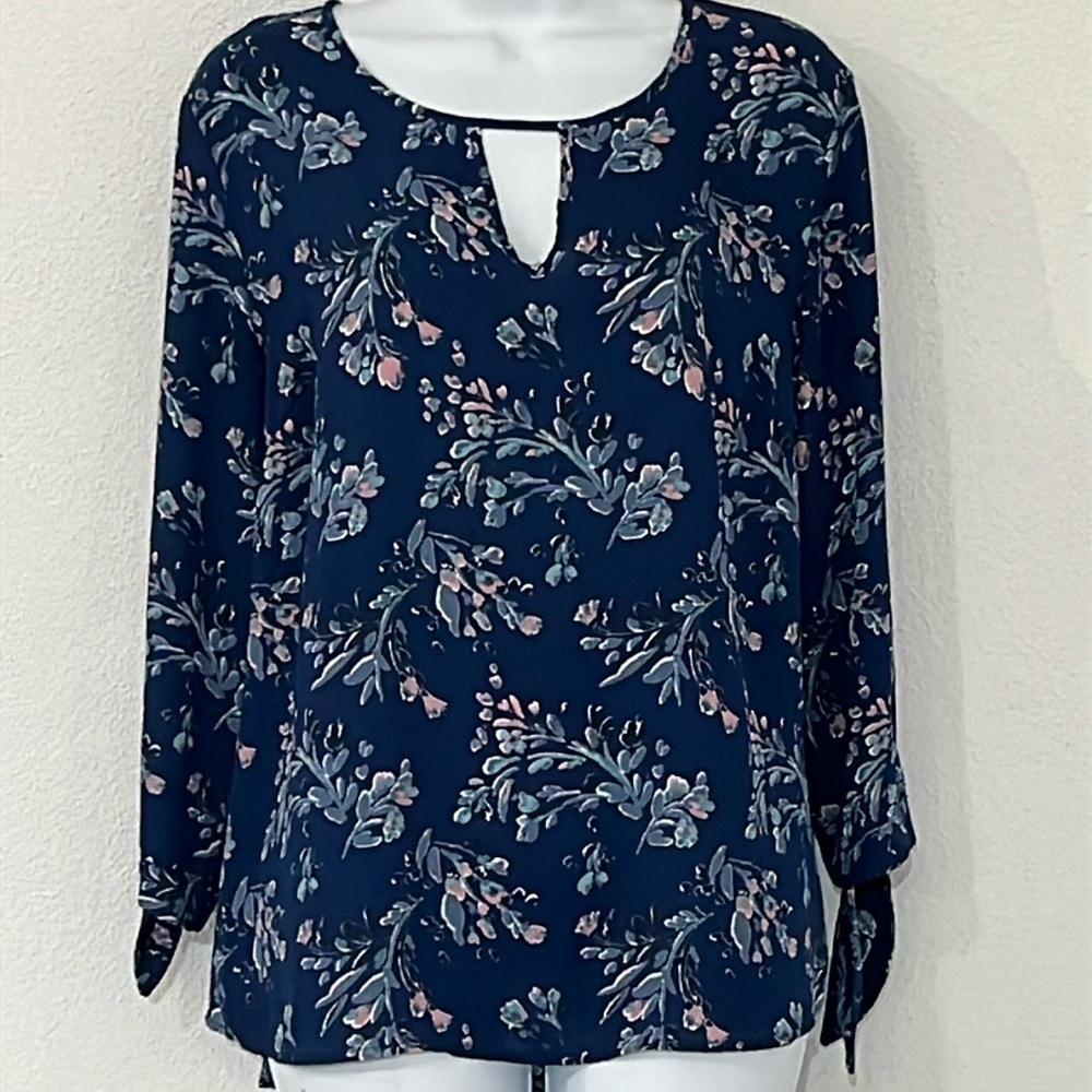 41 Hawthorne Blouse Size M